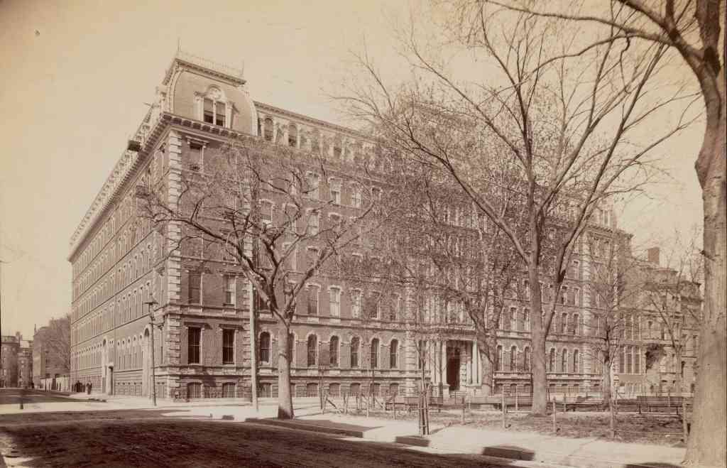 Franklin Square House